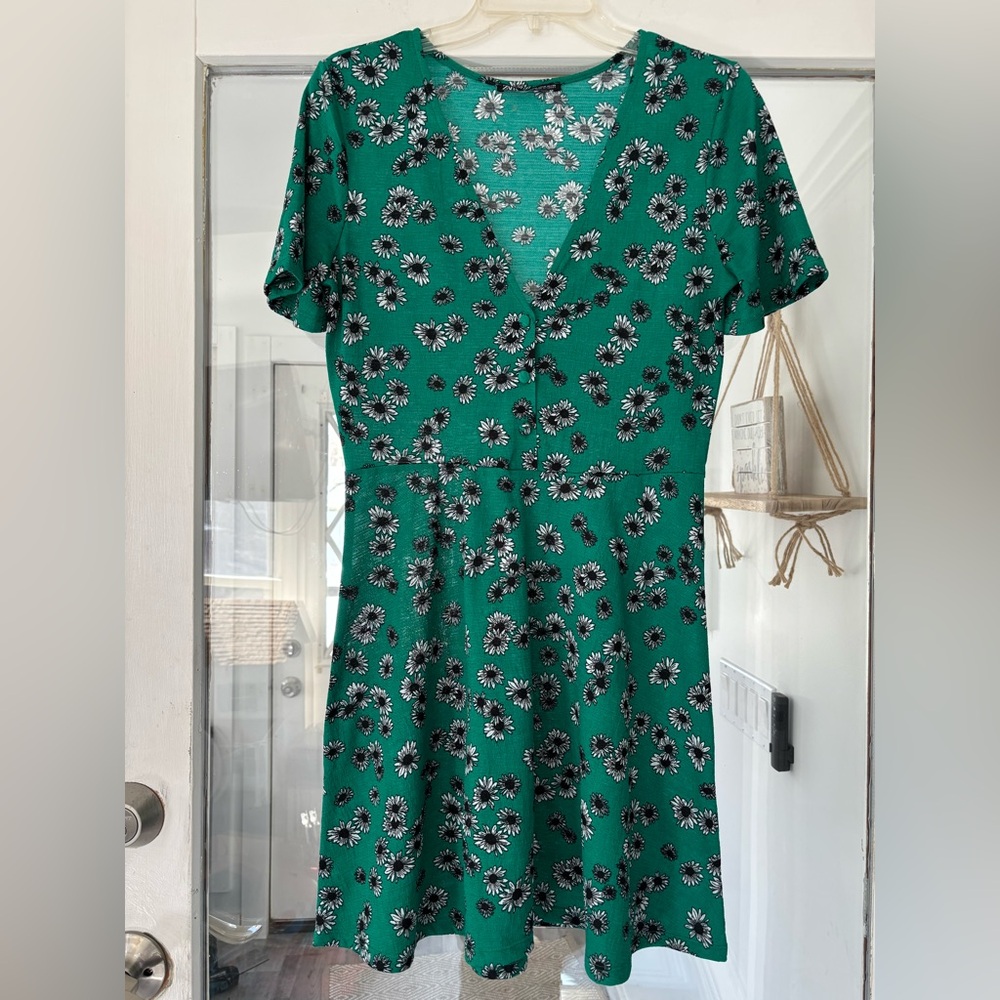Zara Emerald Green Floral Wrap-Style Midi Dress